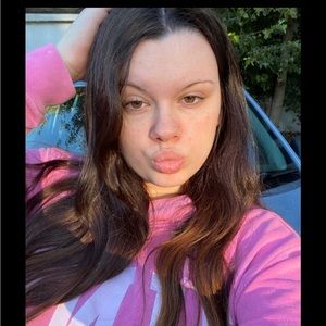 Meet your Posher, Cassie